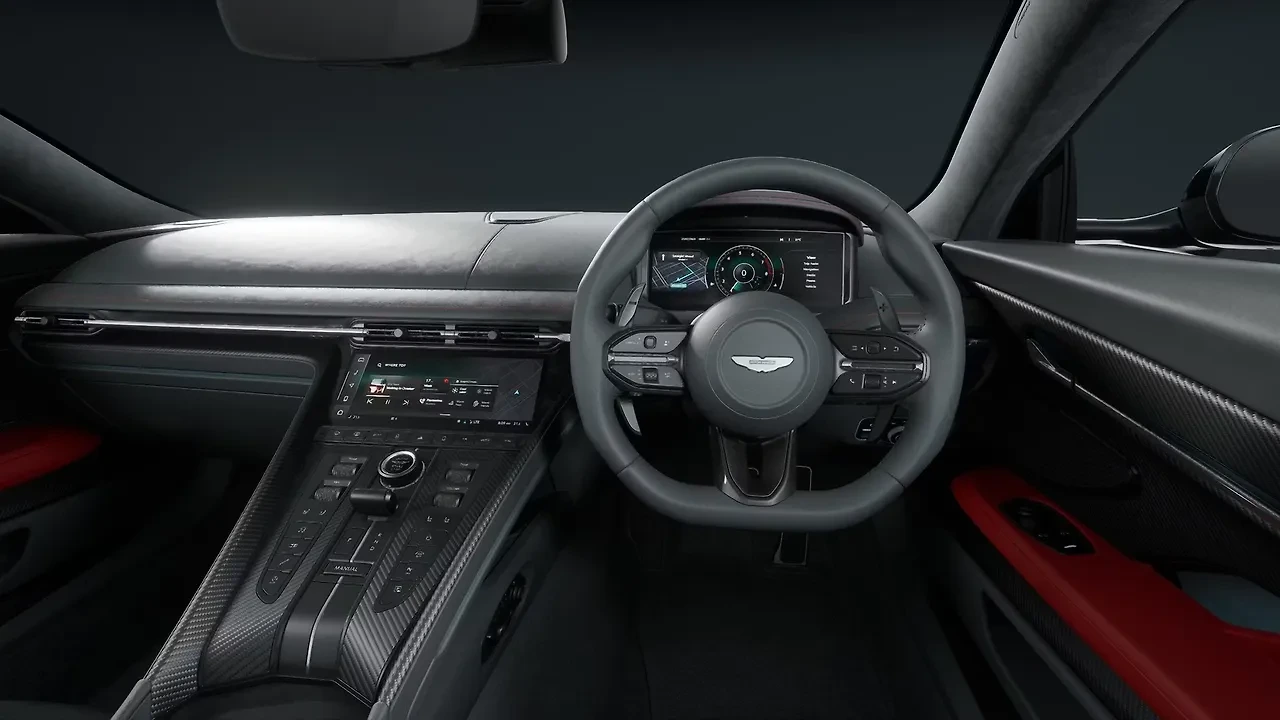 DB12 — Photo