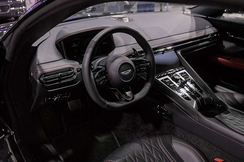 DB12 — Exterior