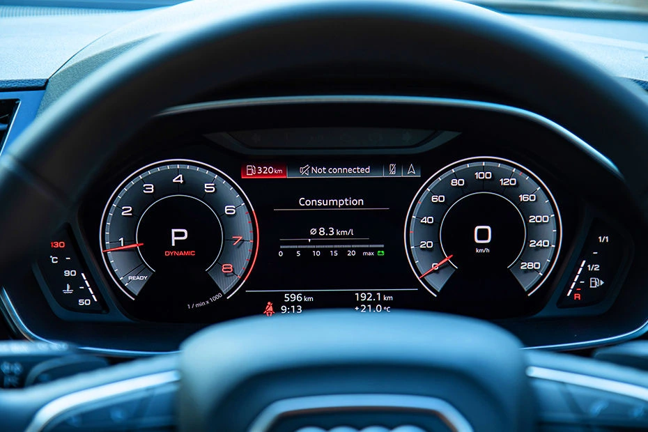 Q3 Sportback — Photo
