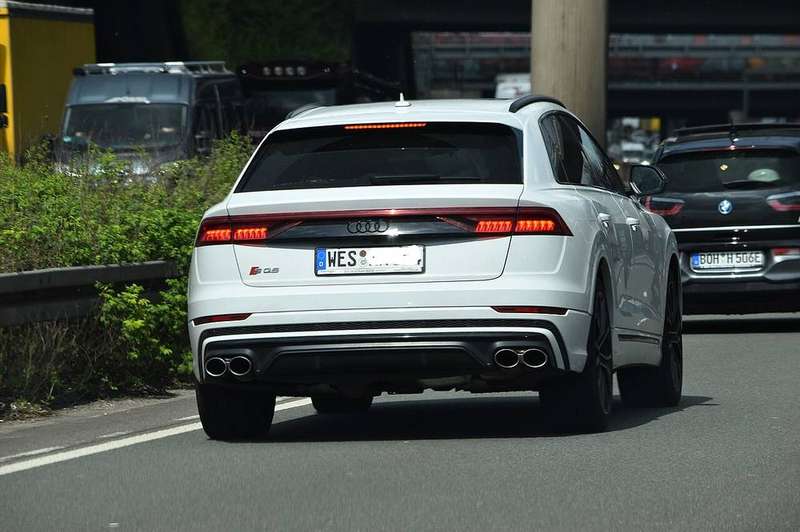 SQ8 — Exterior