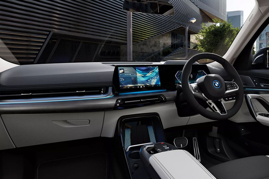 X1 LWB — Photo