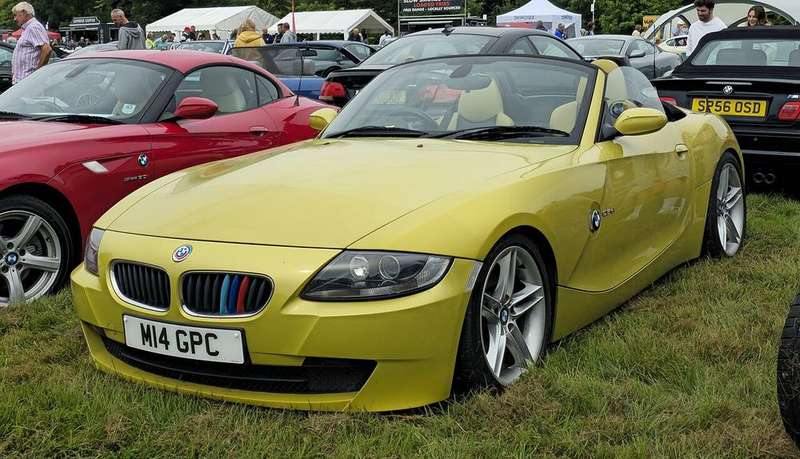 Z4 — Exterior