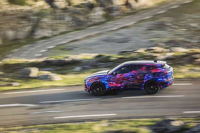F-Pace — Exterior