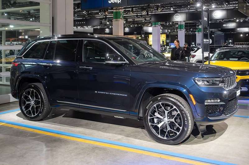 Grand Cherokee — Exterior