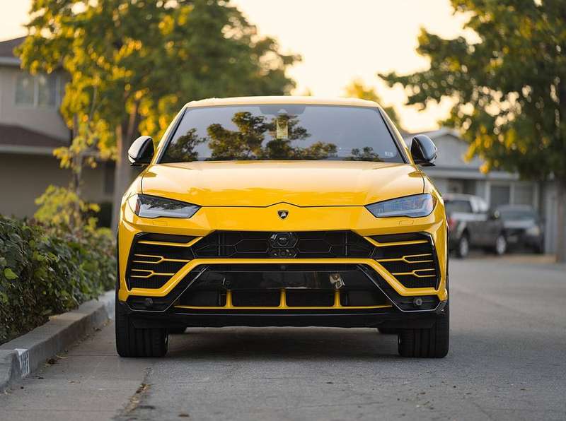 Urus — Exterior