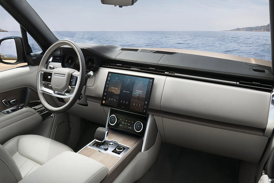 Range Rover — Photo