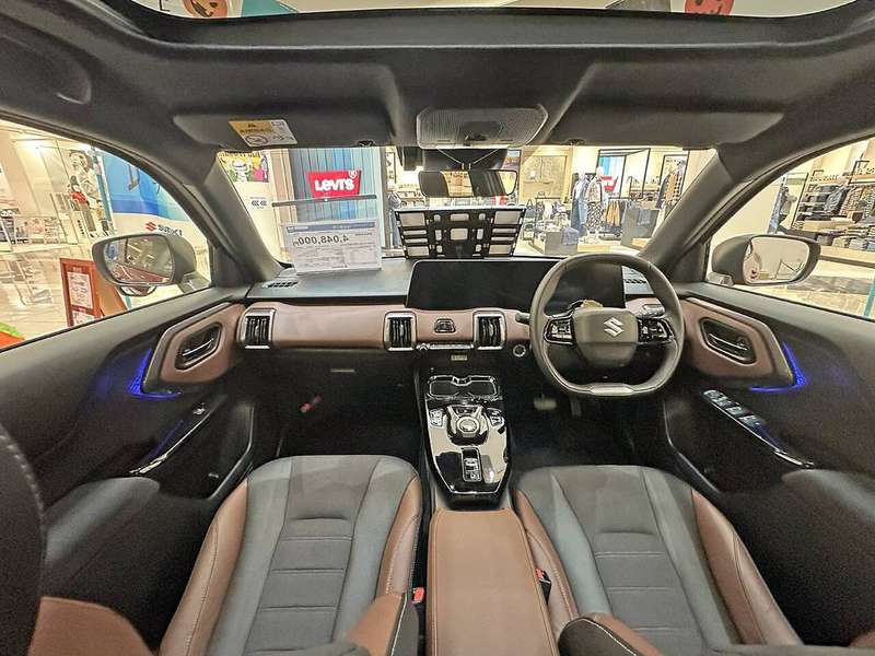 e-Vitara — Interior