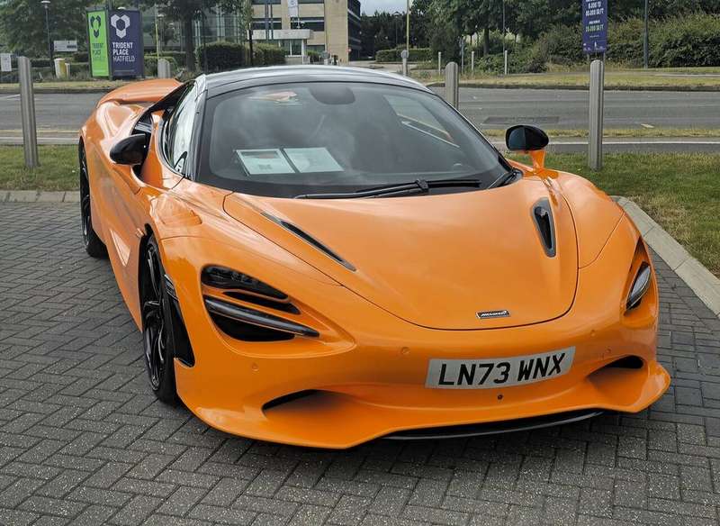 750S — Exterior