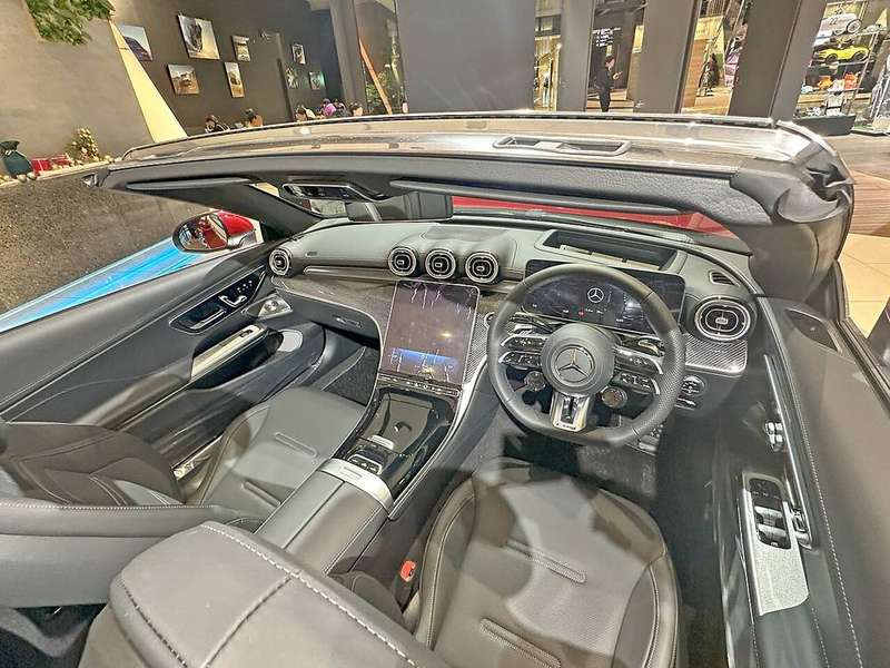 CLE Cabriolet — Interior