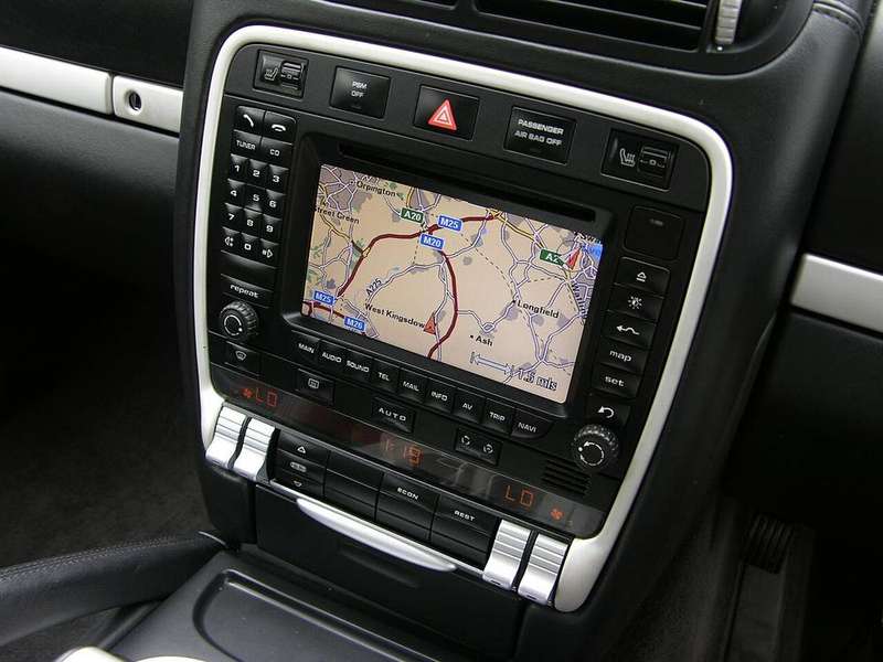 Cayenne — Infotainment system