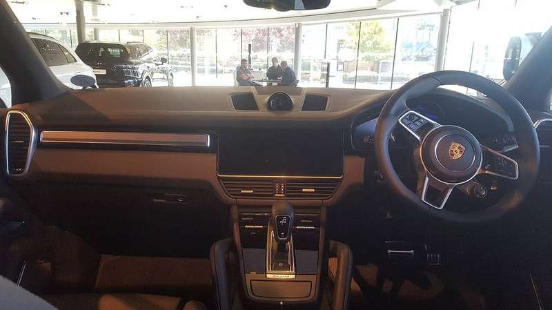 Cayenne — Interior