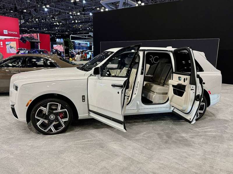 Cullinan Series II — Exterior