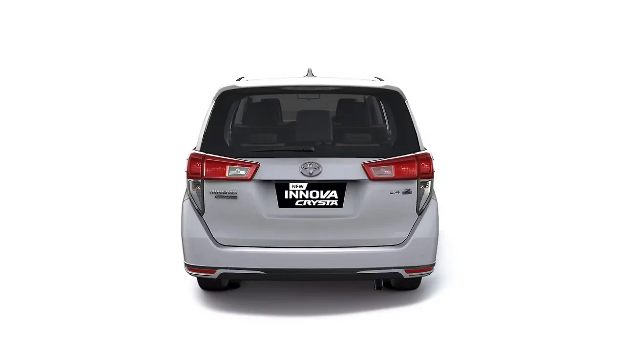Innova Crysta — Photo