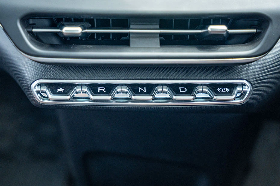 VF6 — Photo